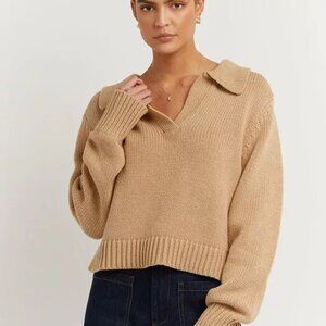 DISSH Camel Collared V-Neck Chunky Knit Sweater